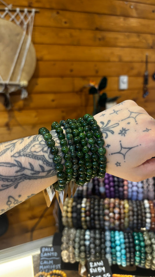 b - Gem Tremolite