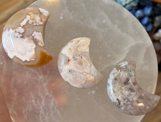Flower Agate Moon