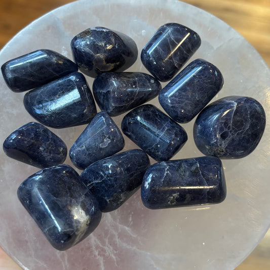 Iolite Tumble