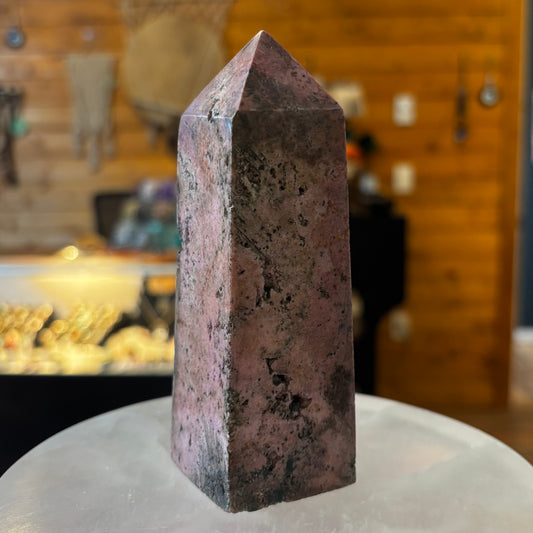 Colbalto Calcite Tower